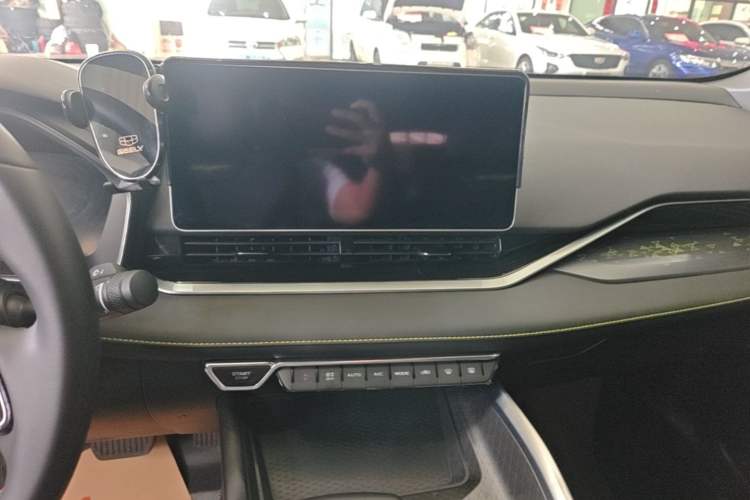 Used Geely Auto Preface 2023 1.5TD Kunlun Edition Audio And AC Panel