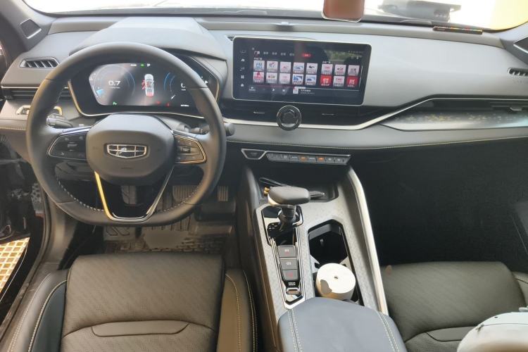 Used Geely Auto Preface 2023 1.5TD Kunlun Edition Center Console
