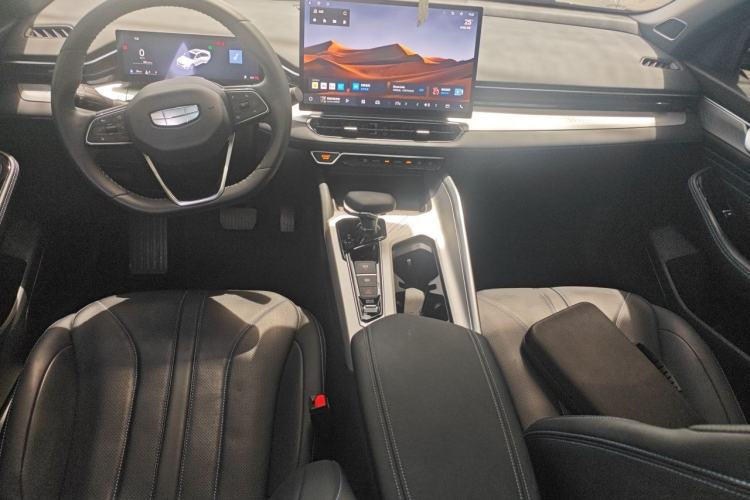 Used Geely Auto Preface 2023 1.5TD Kunlun Edition Center Console