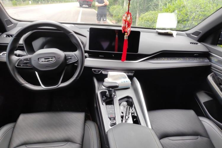 Used Geely Auto Preface 2023 1.5TD Fuyao Version Center Console