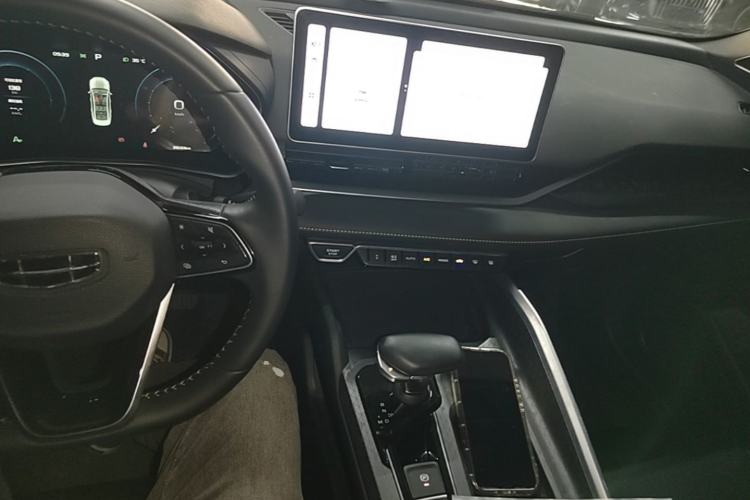 Used Geely Auto Preface 2023 1.5TD Kunlun Edition Center Console