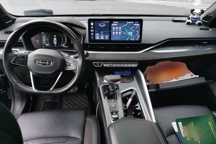 Used Geely Auto Preface 2023 2.0TD Space-Time Edition Center Console