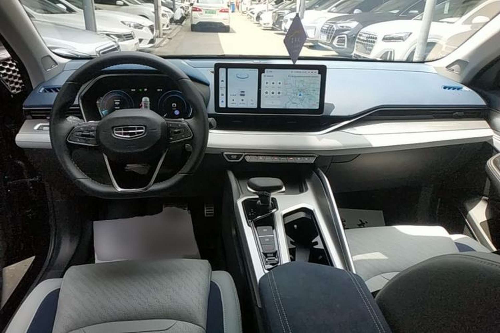 Used Geely Auto Preface 2023 2.0TD Prestige Version Center Console