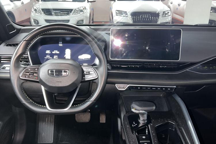 Used Geely Auto Preface 2023 1.5TD Kunlun Edition Center Console