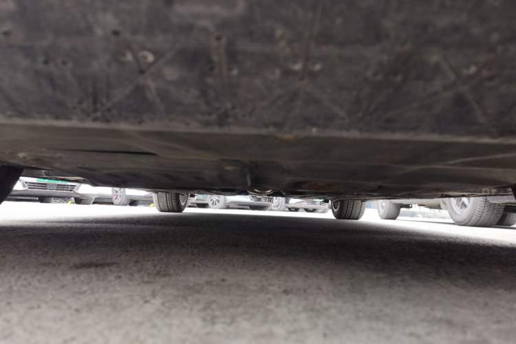 Used Geely Auto Preface 2023 1.5TD Kunlun Edition Chassis Front