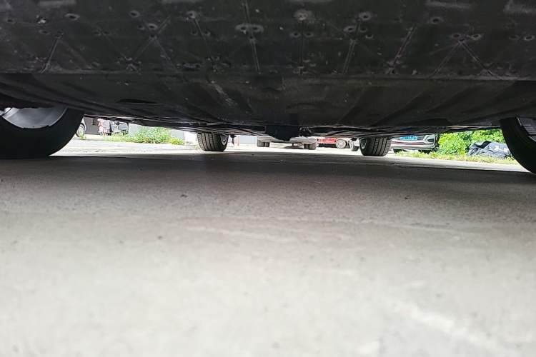 Used Geely Auto Preface 2023 1.5TD Kunlun Edition Chassis Front