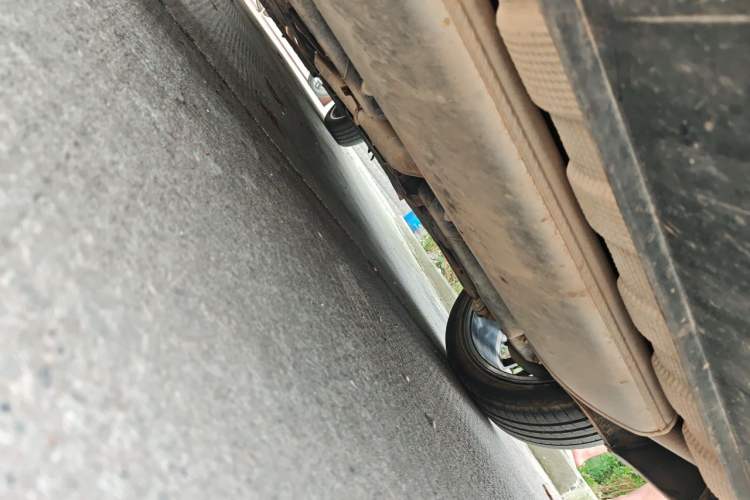 Used Geely Auto Preface 2023 2.0TD Prestige Version Chassis Rear