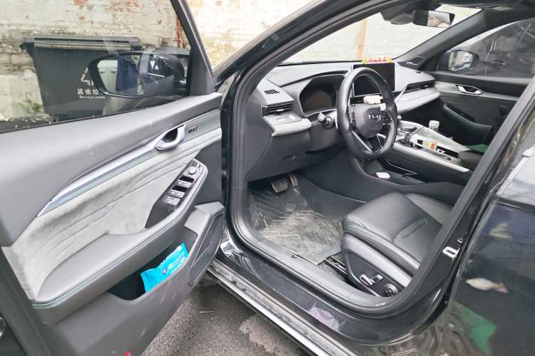 Used Geely Auto Preface 2023 2.0TD "Only This Verdant Green" Edition Driver Seat