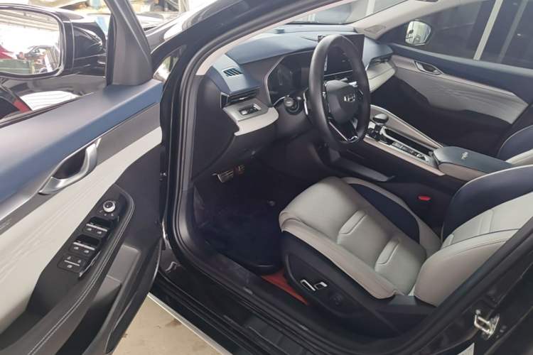 Used Geely Auto Preface 2023 2.0TD Prestige Version Driver Seat