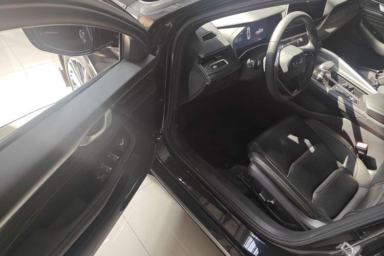 Used Geely Auto Preface 2023 1.5TD Kunlun Edition Driver Seat