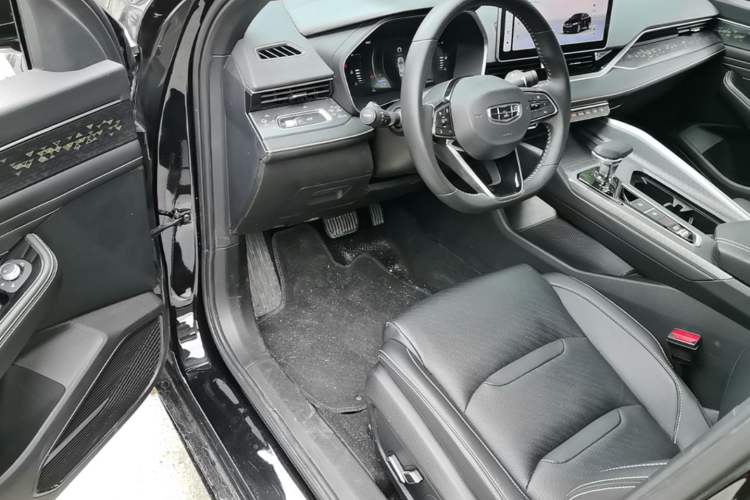 Used Geely Auto Preface 2023 1.5TD Fuyao Version Driver Seat