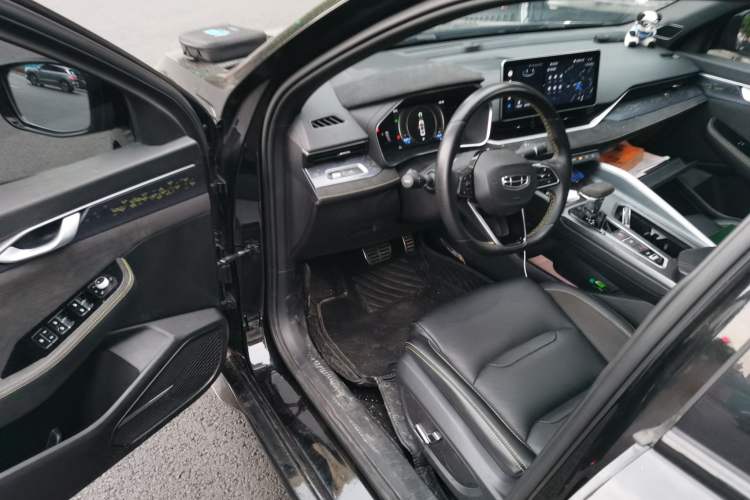 Used Geely Auto Preface 2023 2.0TD Space-Time Edition Driver Seat