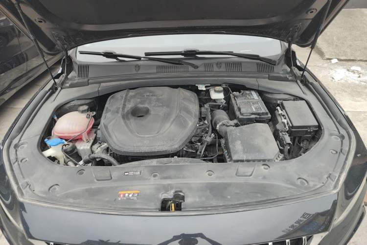 Used Geely Auto Preface 2023 2.0TD Luxury Version Engine Bay
