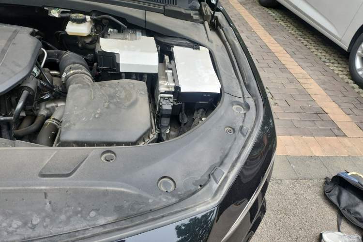 Used Geely Auto Preface 2023 1.5TD Kunlun Edition Engine Bay Left