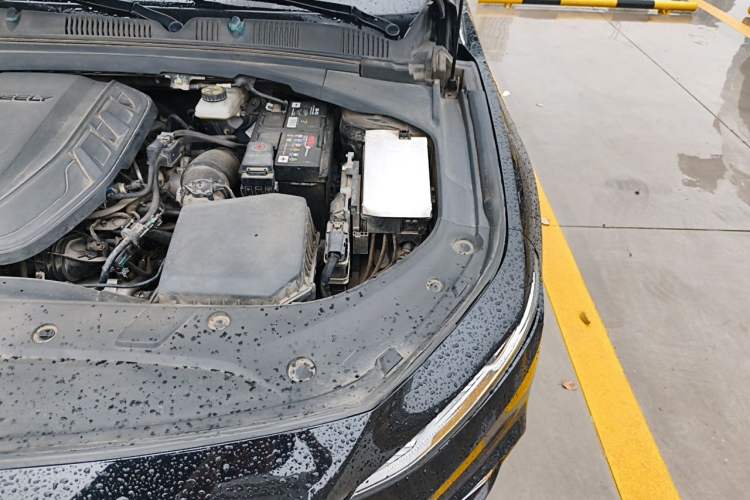 Used Geely Auto Preface 2023 2.0TD Prestige Version Engine Bay Left