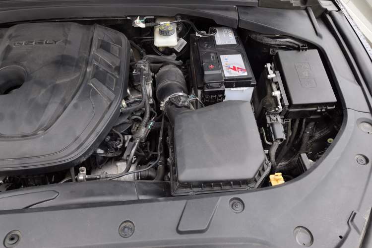 Used Geely Auto Preface 2023 2.0TD Prestige Version Engine Bay Left