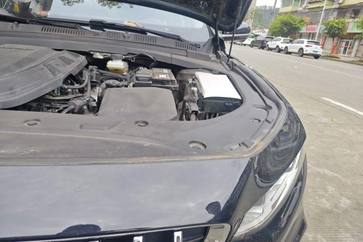 Used Geely Auto Preface 2023 2.0TD Prestige Version Engine Bay Left