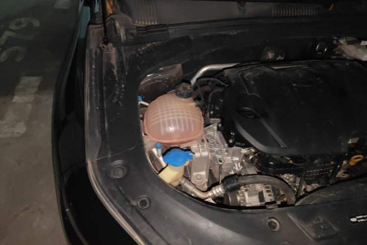 Used Geely Auto Preface 2023 1.5TD Fuyao Version Engine Bay Right
