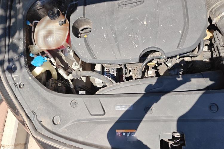 Used Geely Auto Preface 2023 1.5TD Kunlun Edition Engine Bay Right