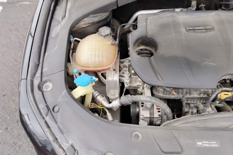 Used Geely Auto Preface 2023 1.5TD Kunlun Edition Engine Bay Right