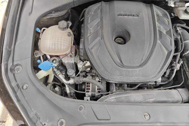Used Geely Auto Preface 2023 2.0TD Prestige Version Engine Bay Right