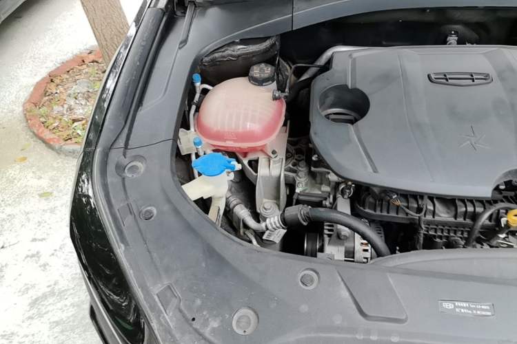 Used Geely Auto Preface 2023 1.5TD Fuyao Version Engine Bay Right