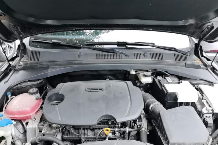 Used Geely Auto Preface 2023 1.5TD Fuyao Version Engine Bay
