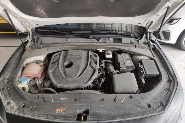 Used Geely Auto Preface 2023 2.0TD Prestige Version Engine Bay