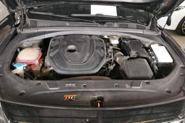 Used Geely Auto Preface 2023 2.0TD Luxury Version Engine Bay