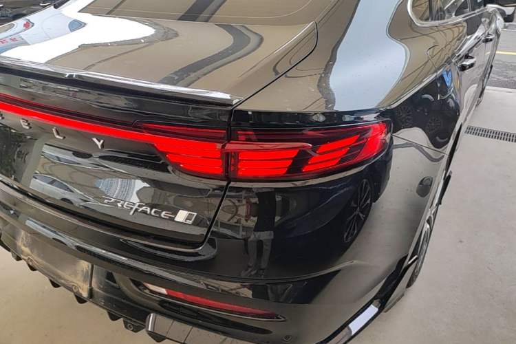 Used Geely Auto Preface 2023 1.5TD Kunlun Edition Exterior 3