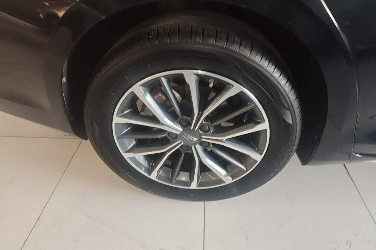 Used Geely Auto Preface 2023 2.0TD Luxury Version Exterior 4