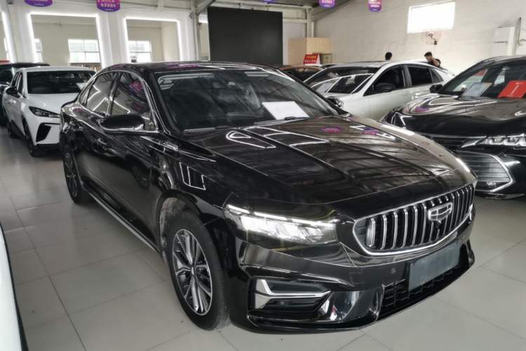Used Geely Auto Preface 2023 2.0TD Luxury Version Front Right 45 Deg