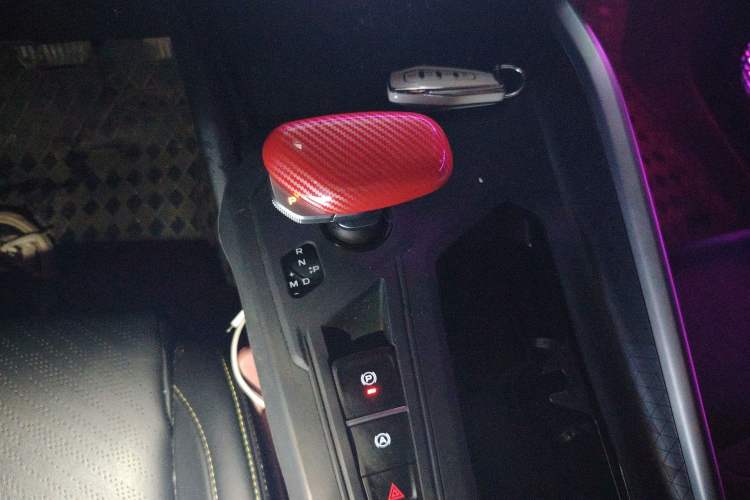 Used Geely Auto Preface 2023 1.5TD Kunlun Edition Gear Lever