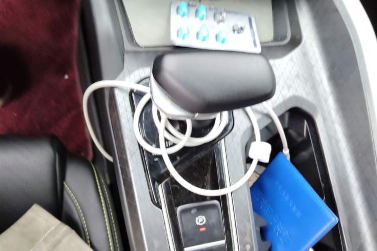 Used Geely Auto Preface 2023 1.5TD Kunlun Edition Gear Lever