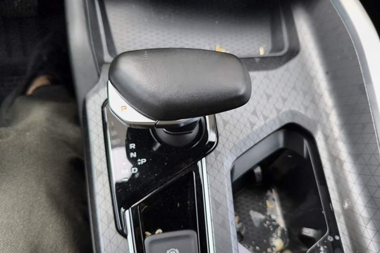 Used Geely Auto Preface 2023 1.5TD Kunlun Edition Gear Lever