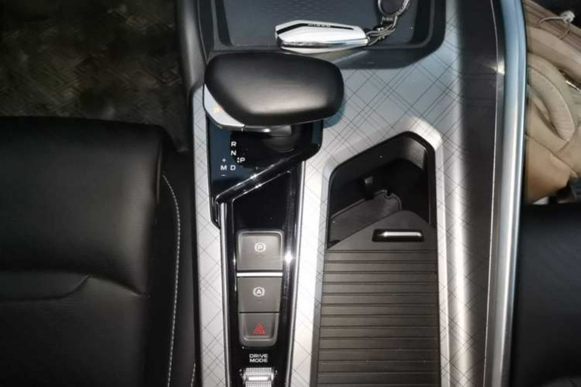 Used Geely Auto Preface 2023 2.0TD Luxury Version Gear Lever
