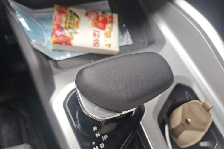 Used Geely Auto Preface 2023 2.0TD Prestige Version Gear Lever