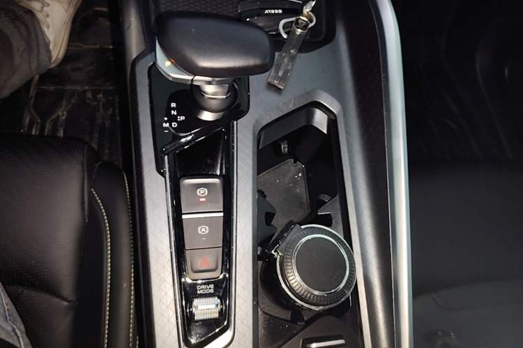 Used Geely Auto Preface 2023 1.5TD Fuyao Version Gear Lever