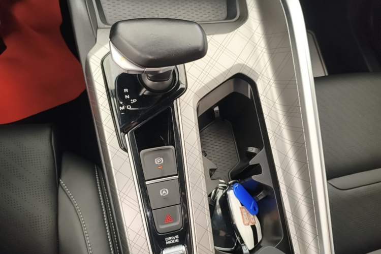 Used Geely Auto Preface 2023 2.0TD Luxury Version Gear Lever