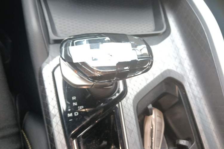Used Geely Auto Preface 2023 1.5TD Kunlun Edition Gear Lever