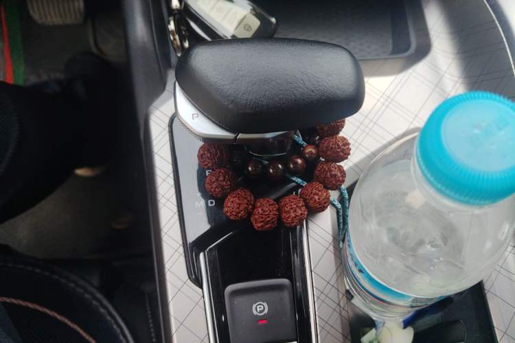 Used Geely Auto Preface 2023 2.0TD Luxury Version Gear Lever