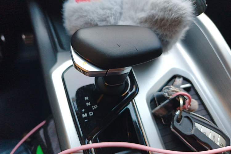 Used Geely Auto Preface 2023 2.0TD Prestige Version Gear Lever