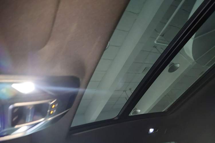 Used Geely Auto Preface 2023 1.5TD Fuyao Version Headliner