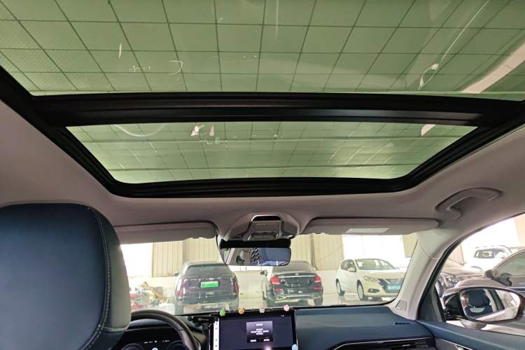 Used Geely Auto Preface 2023 2.0TD Prestige Version Headliner