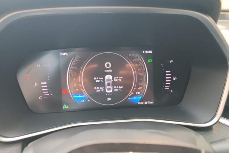 Used Geely Auto Preface 2023 2.0TD Luxury Version Instrument Cluster