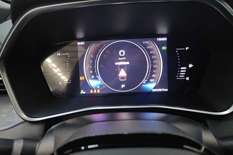 Used Geely Auto Preface 2023 1.5TD Fuyao Version Instrument Cluster