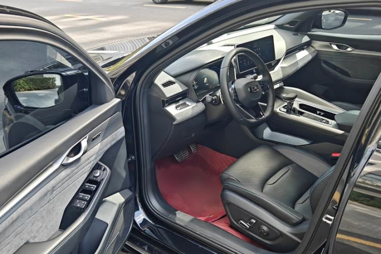 Used Geely Auto Preface 2023 2.0TD "Only This Verdant Green" Edition Interior 1