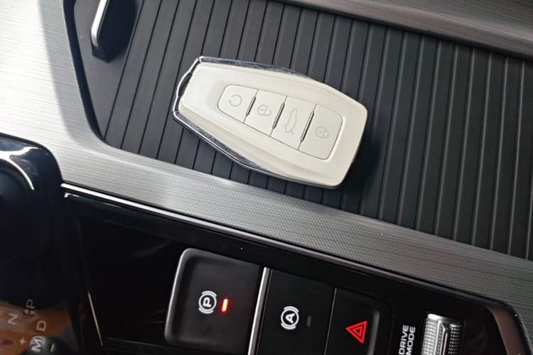 Used Geely Auto Preface 2023 2.0TD Prestige Version Interior 1