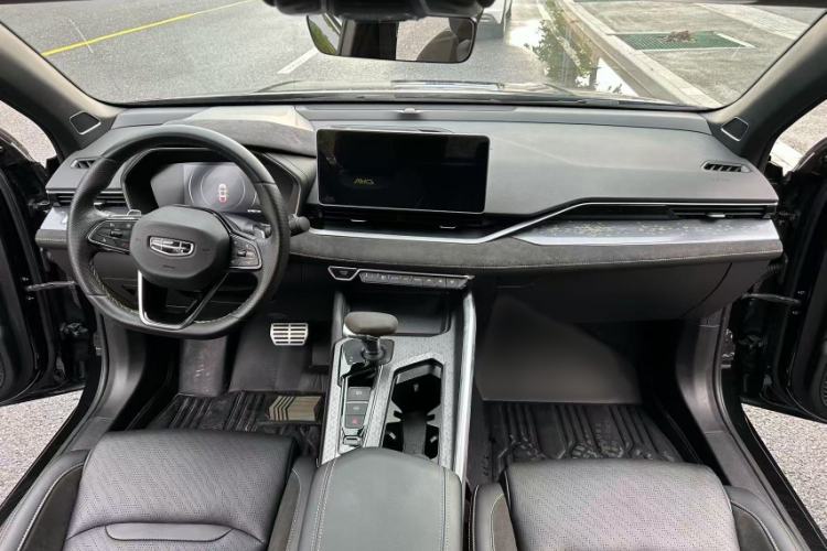 Used Geely Auto Preface 2023 2.0TD Space-Time Edition Interior 2