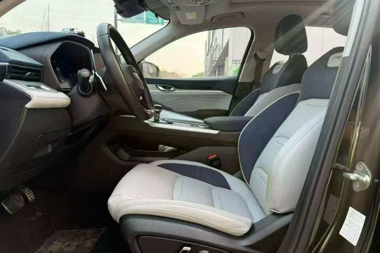 Used Geely Auto Preface 2023 2.0TD Prestige Version Interior 3